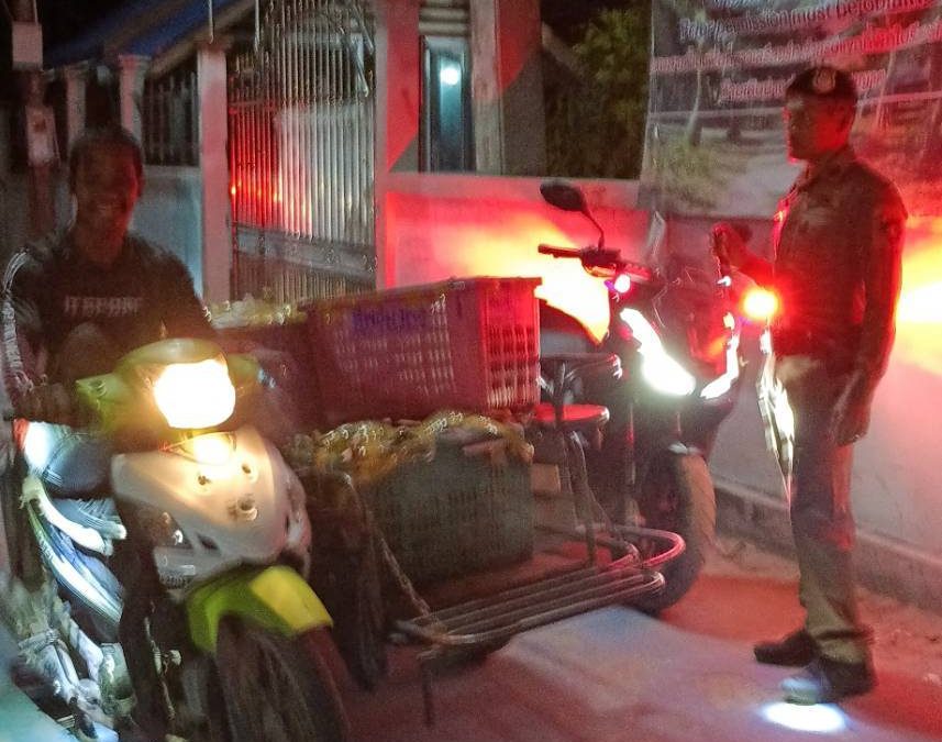 งานจราจร  ออก ว.4 เพื่อป้องกันอุบัติเหตุบนท้องถนน และและตรวจสอบรถจักรยานยนต์ดัดแปลงท่อรถเสียงดัง